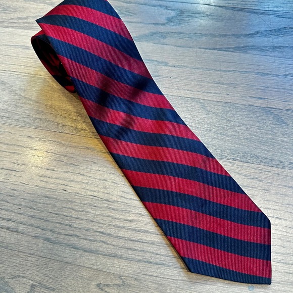 Vintage Reis of New Haven Necktie - Striped Classic Business Casual Red Blue - Picture 1 of 7